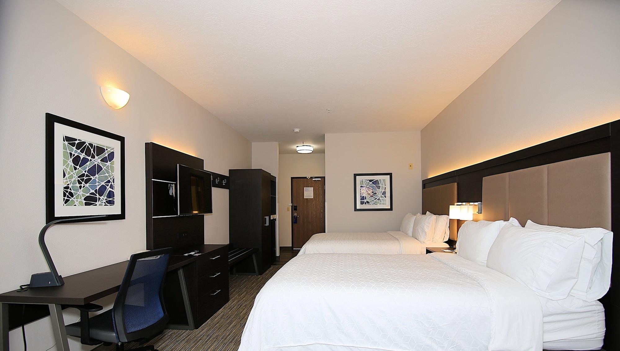 Holiday Inn Express Hotel & Suites Ashland By Ihg Exterior photo