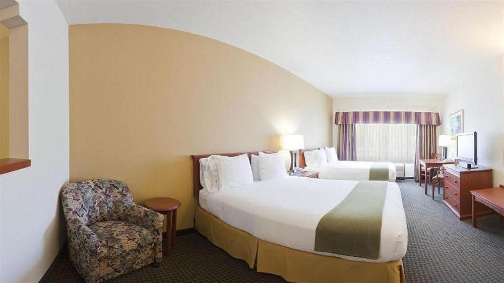 Holiday Inn Express Hotel & Suites Ashland By Ihg Exterior photo
