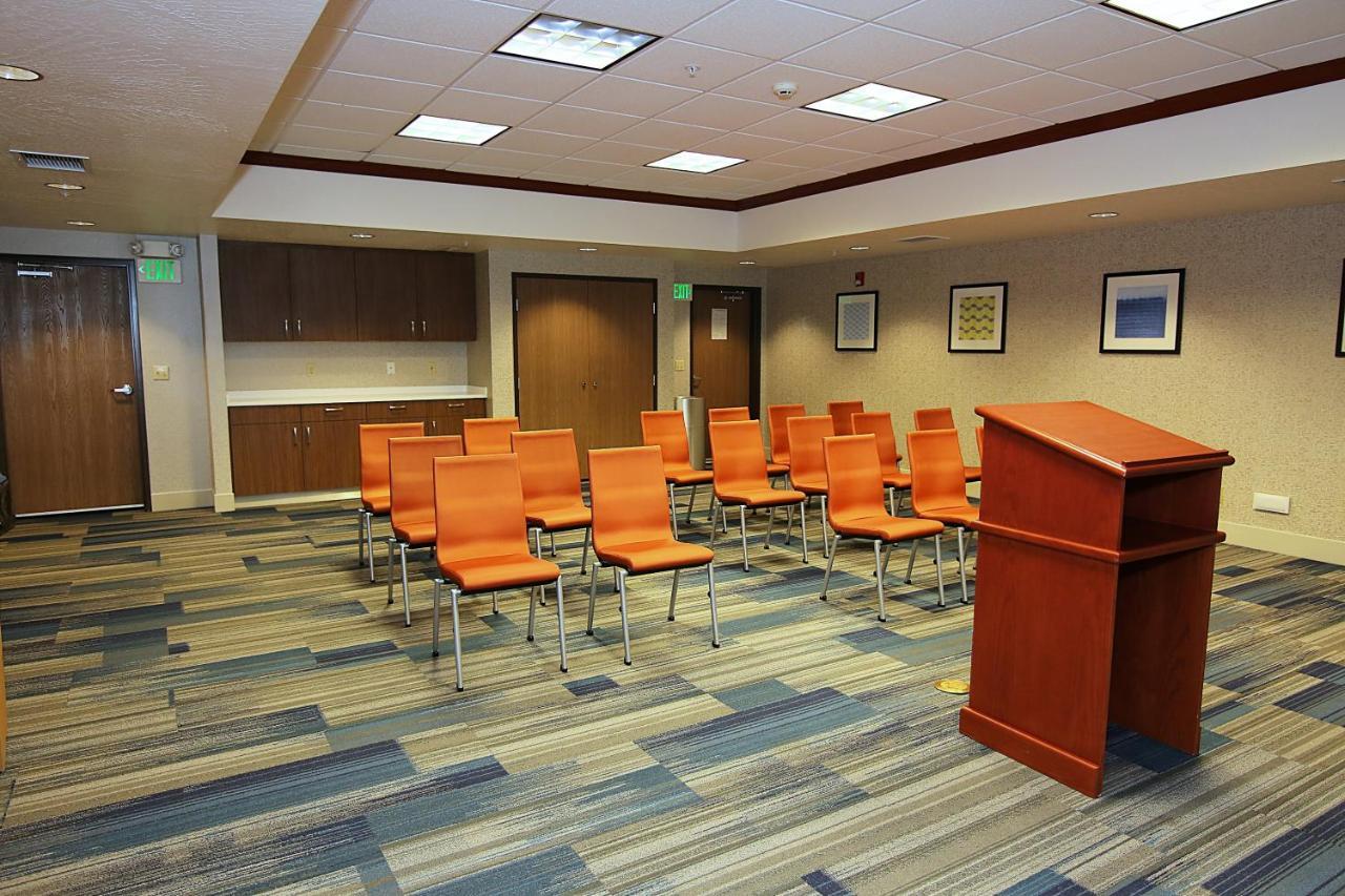 Holiday Inn Express Hotel & Suites Ashland By Ihg Exterior photo