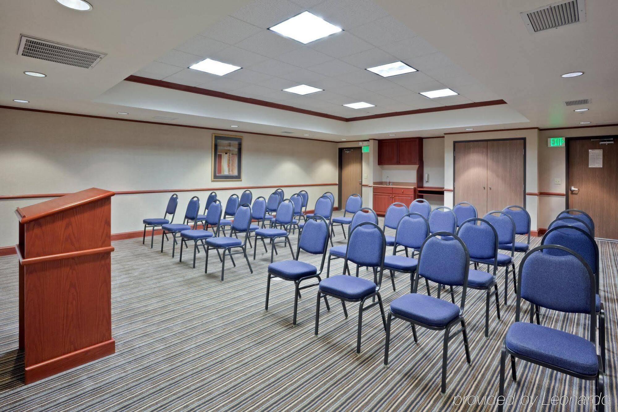 Holiday Inn Express Hotel & Suites Ashland By Ihg Exterior photo