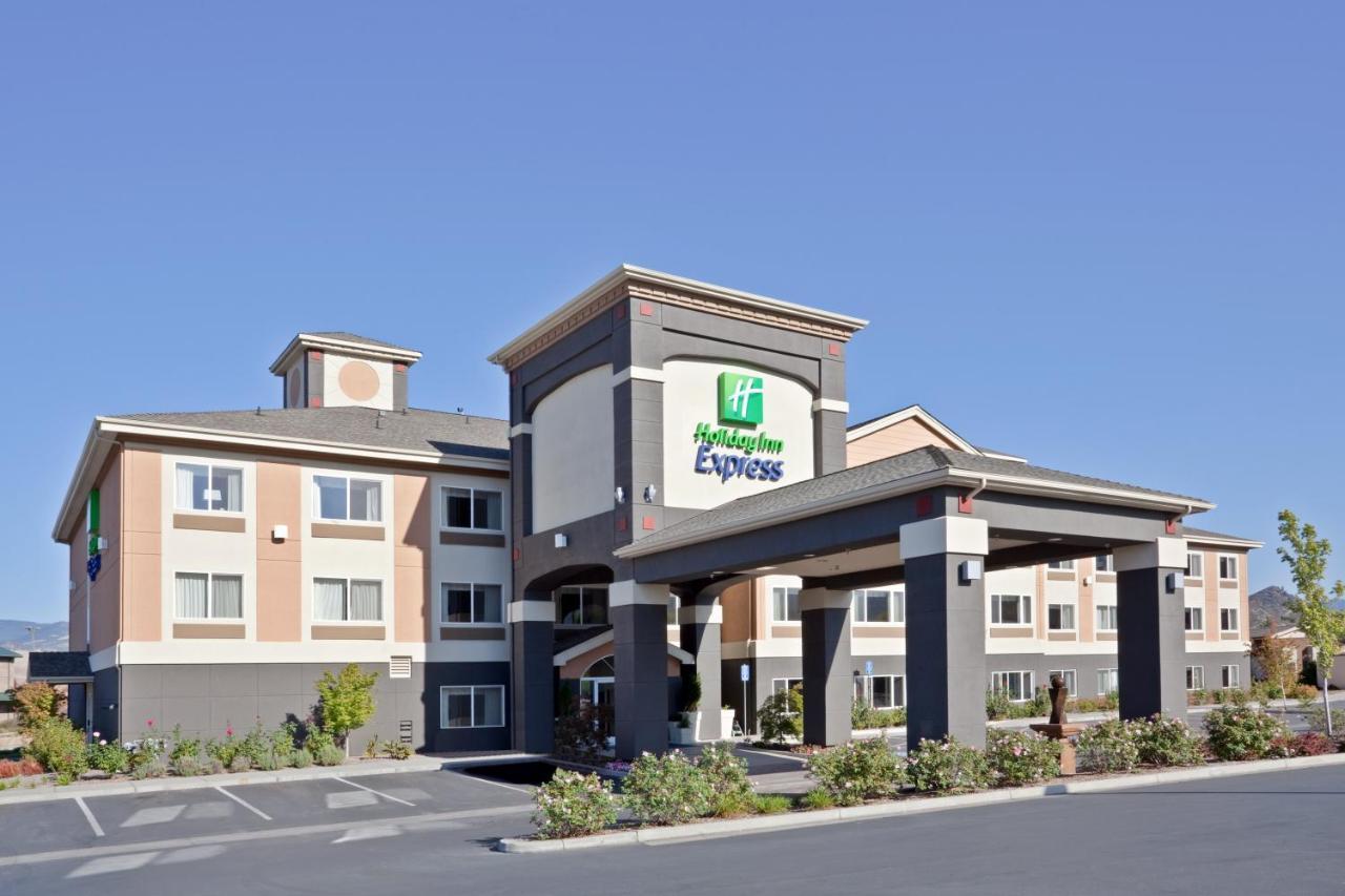 Holiday Inn Express Hotel & Suites Ashland By Ihg Exterior photo